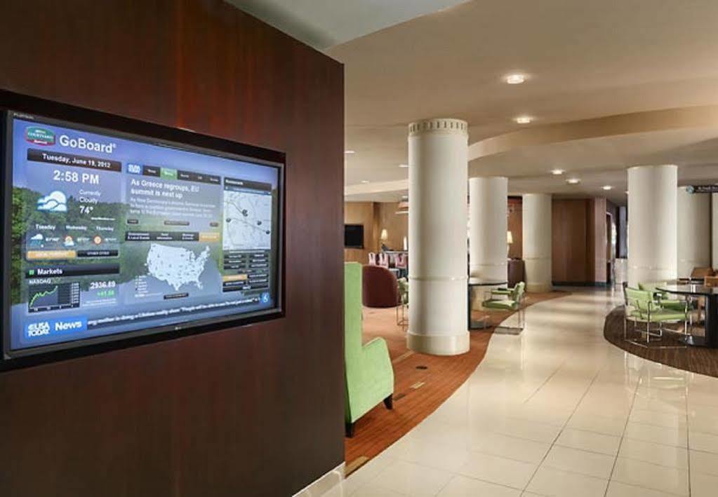 Courtyard Lancaster Hotel Fertility Exterior photo
